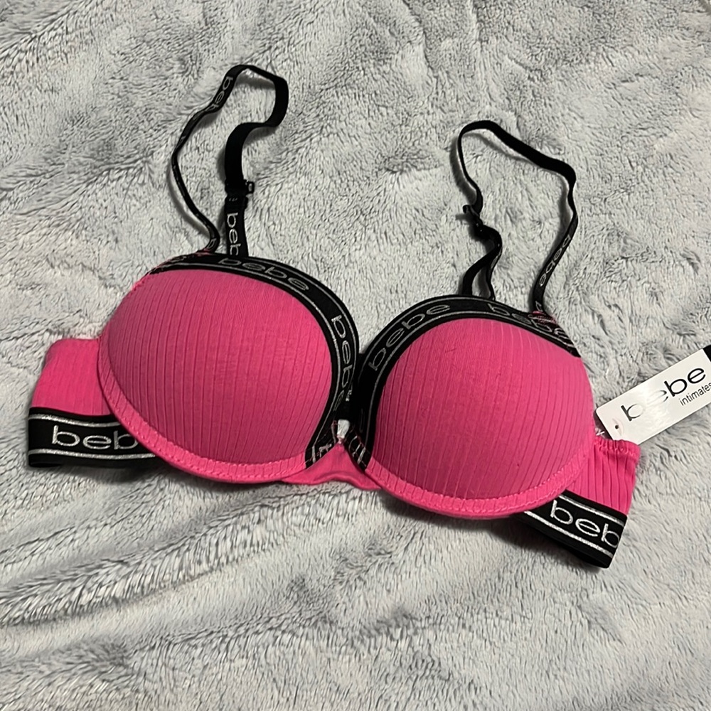 Push-Up Bra